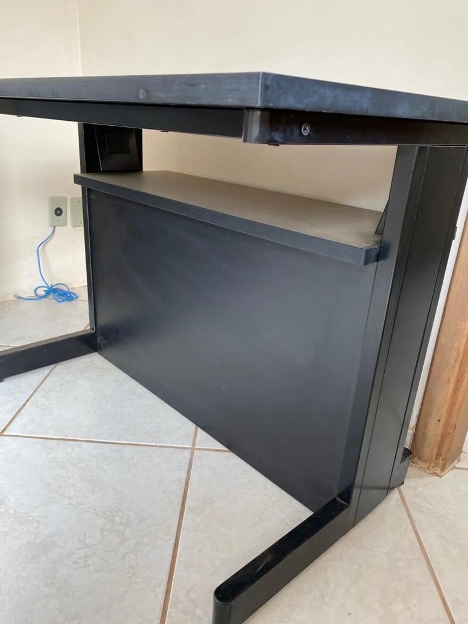 Mesa auxiliar para escritório  - Foto 2