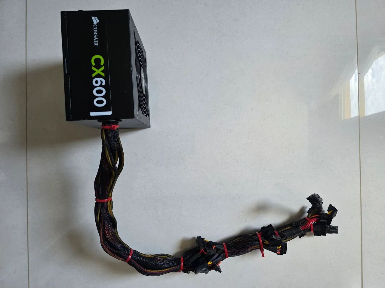 Fonte Corsair CX 600 - Foto 4
