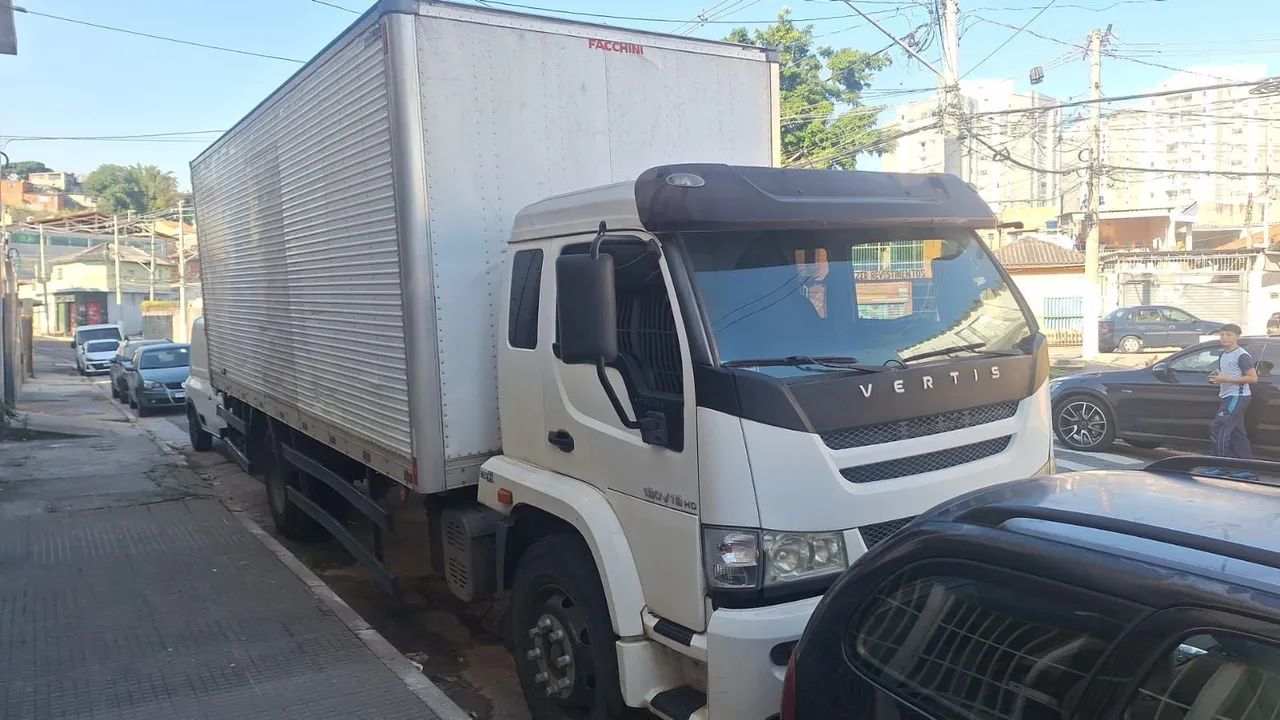 Caminhao vertis 13 190 2016  - Foto 3