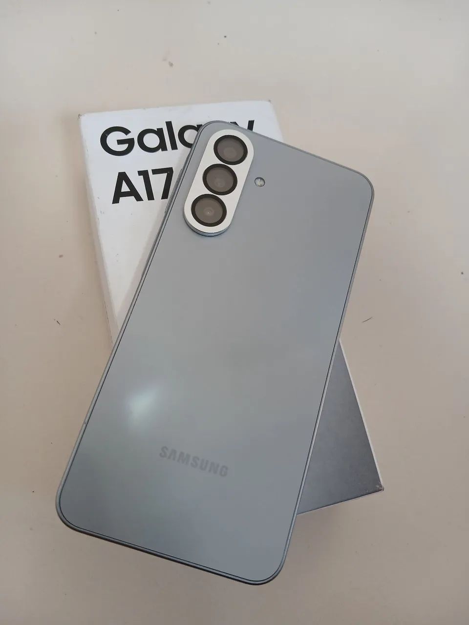 Samsung A17 - Foto 2