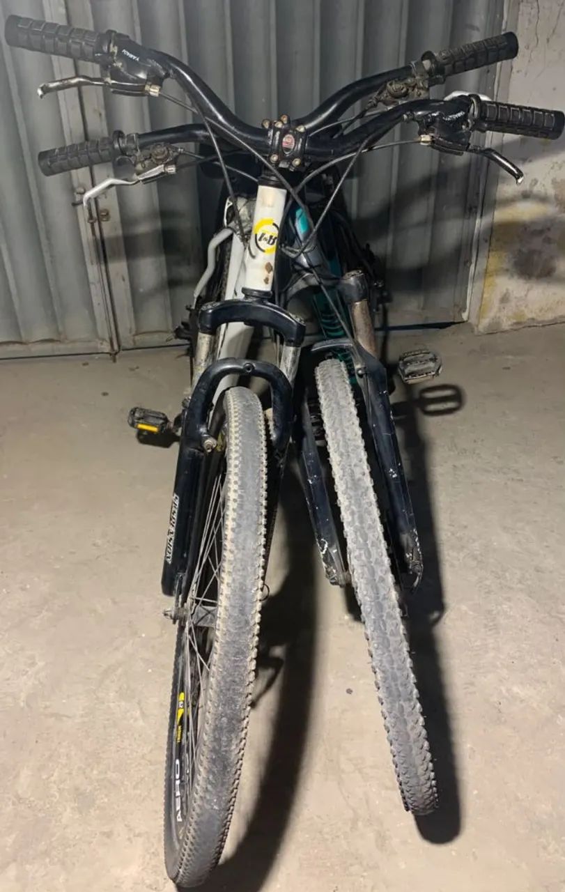Duas bicicletas aro 29 - Foto 3