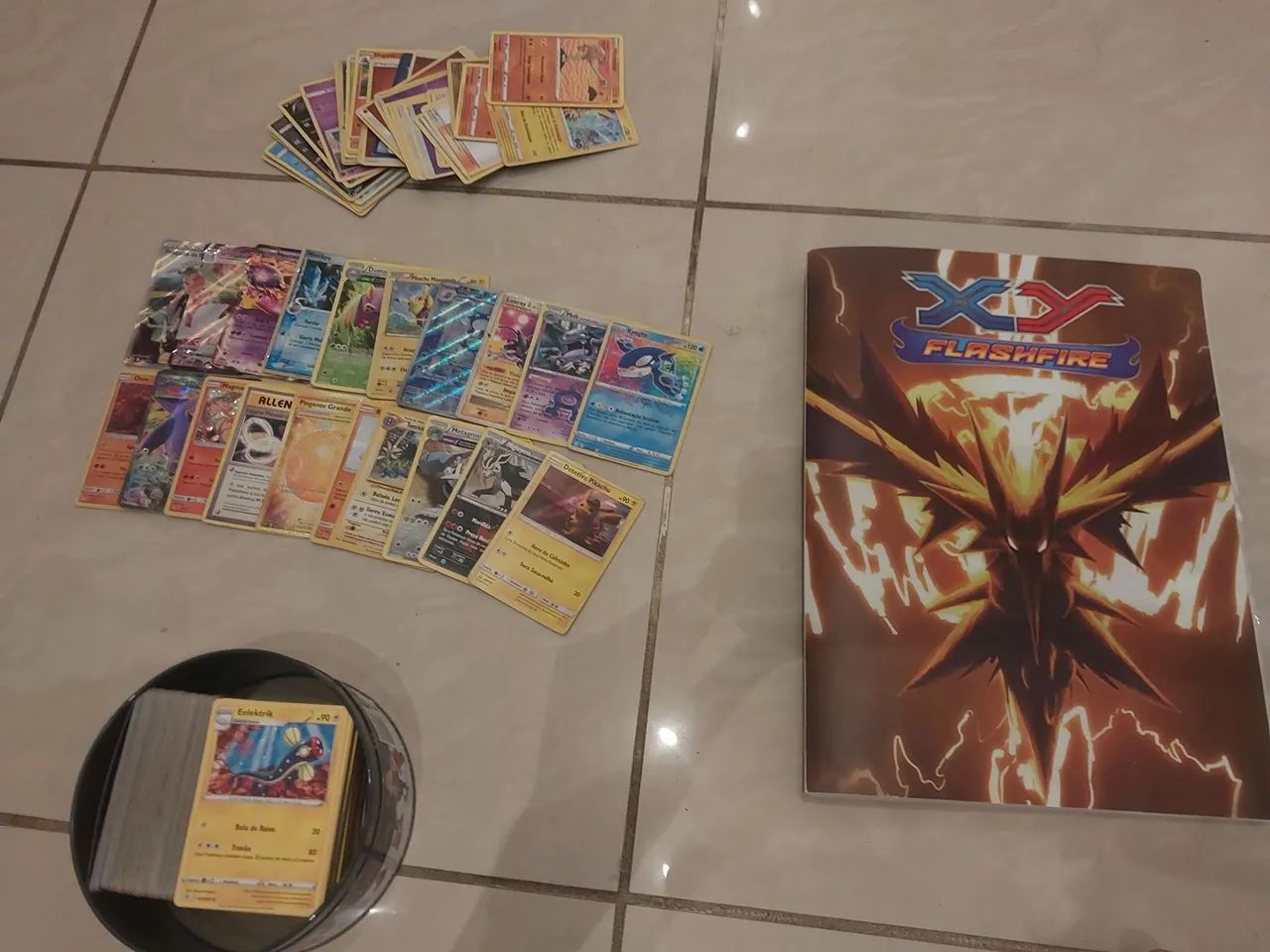 Lote de cartas pokemon