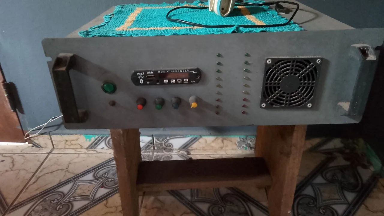Vendo caixa de som com aparelho  - Foto 4
