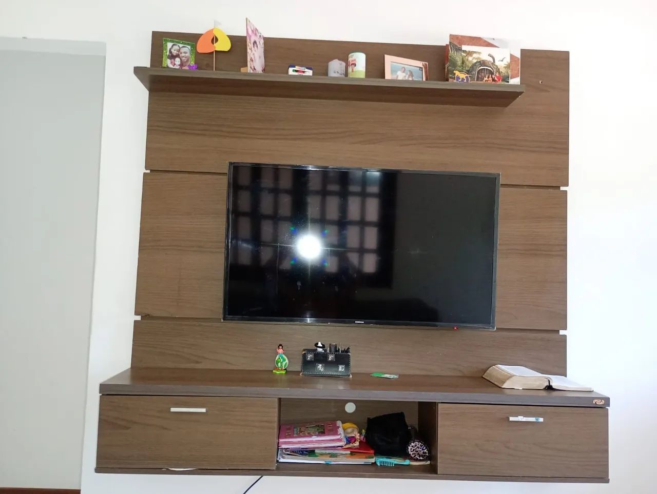 TV Panel 444757523091302400