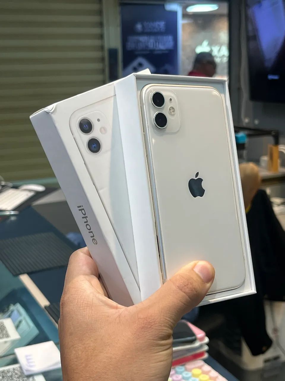 iPhone 11