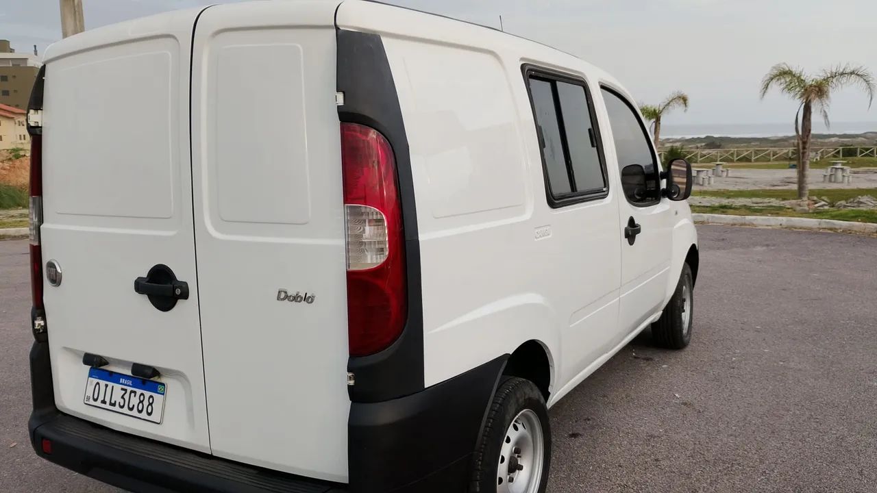 Fiat Doblo Cargo 1.4 MPI Fire Flex 8V 3P 2013 - Foto 3