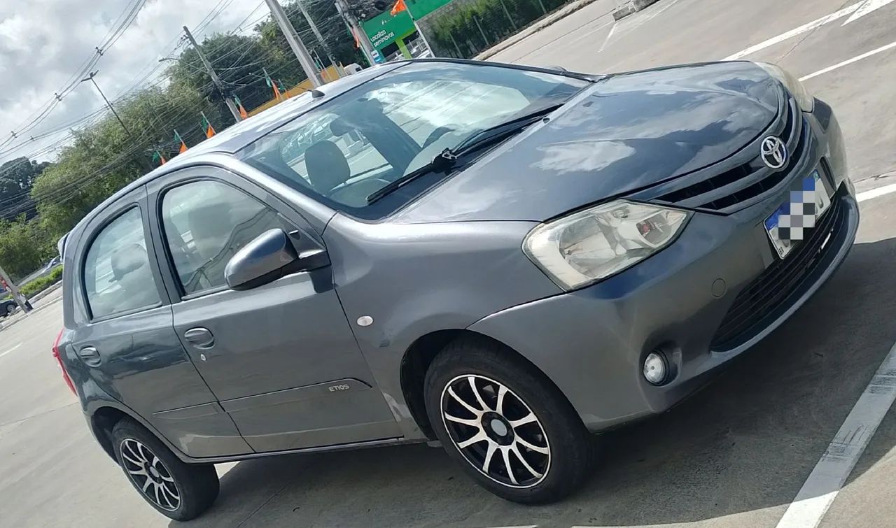 Toyota Etios ETIOS X 1.3 Flex 16V 5p Mec. 2015