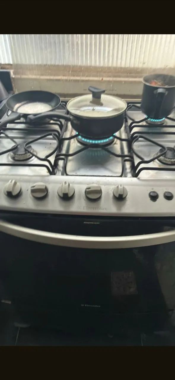 Fogão Electrolux 5 Bocas Inox com Tripla Chama e Acendimento Automático - - Foto 2