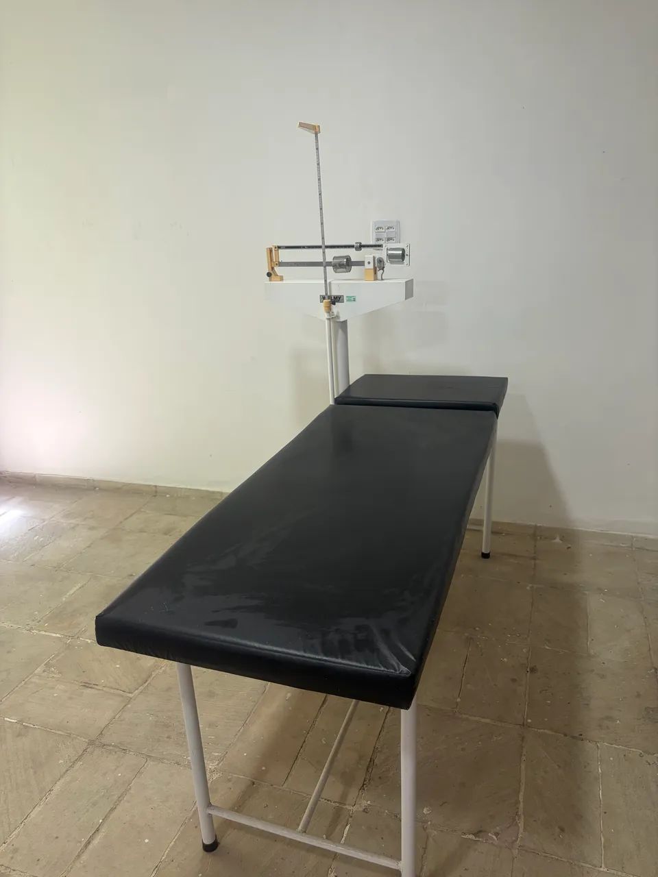 Balança/ Maca e estadiometro  - Foto 4