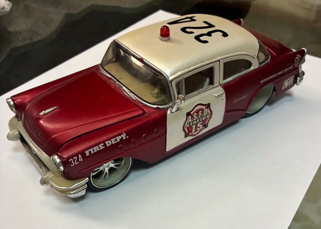 Miniatura 1955 Buick Century (1/26) - Maisto - Foto 2