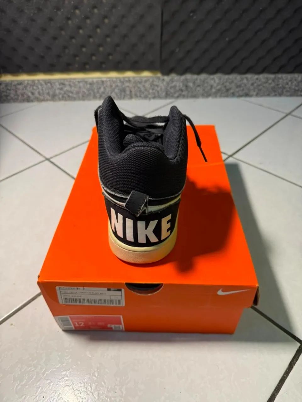 Nike Court Borough Mid Black Action Preto - Foto 4