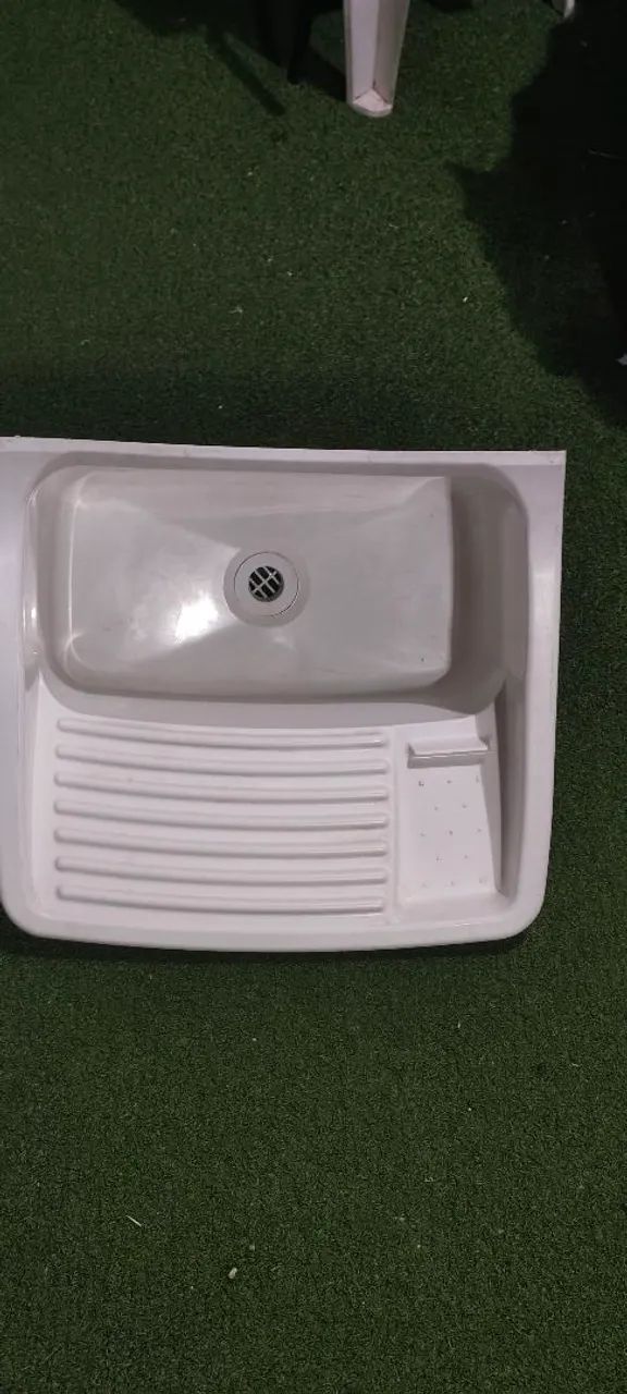 TANQUE DE LAVAR ROUPA ( Plástico )