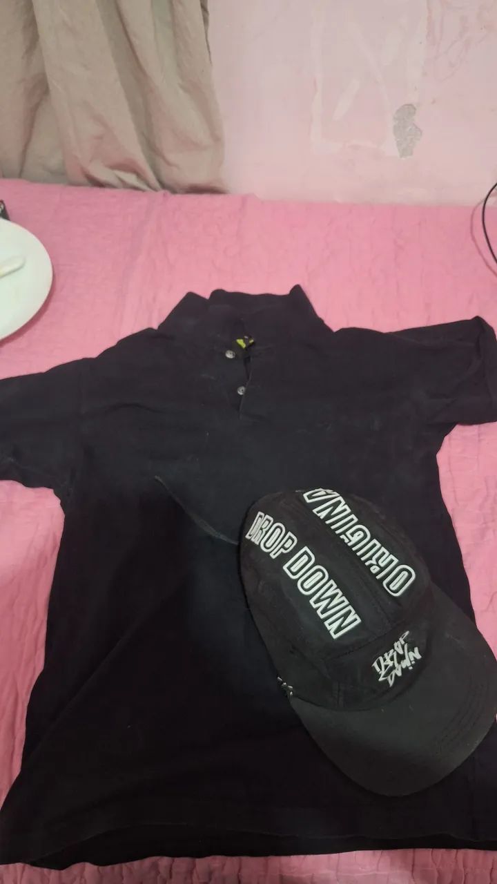camisa polo e boné para vender 