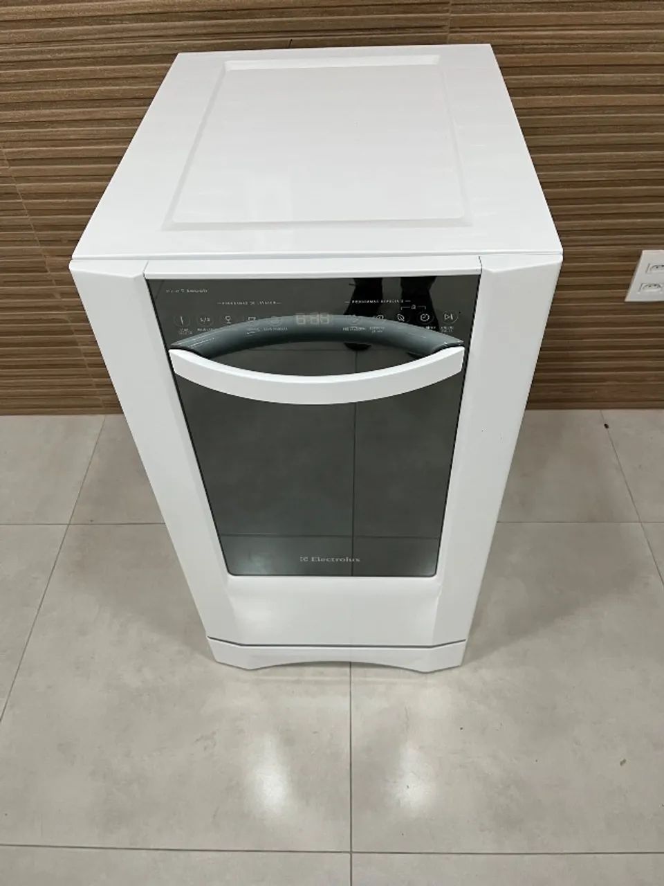 ? Lava-Louças Electrolux Blue Touch (Usada)