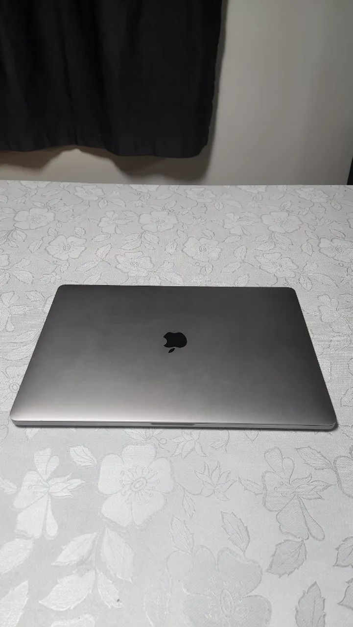MacBook Pro 16" - Intel i9 - 32GB - 1TB - Placa de Vídeo Dedicada 8GB - Foto 3
