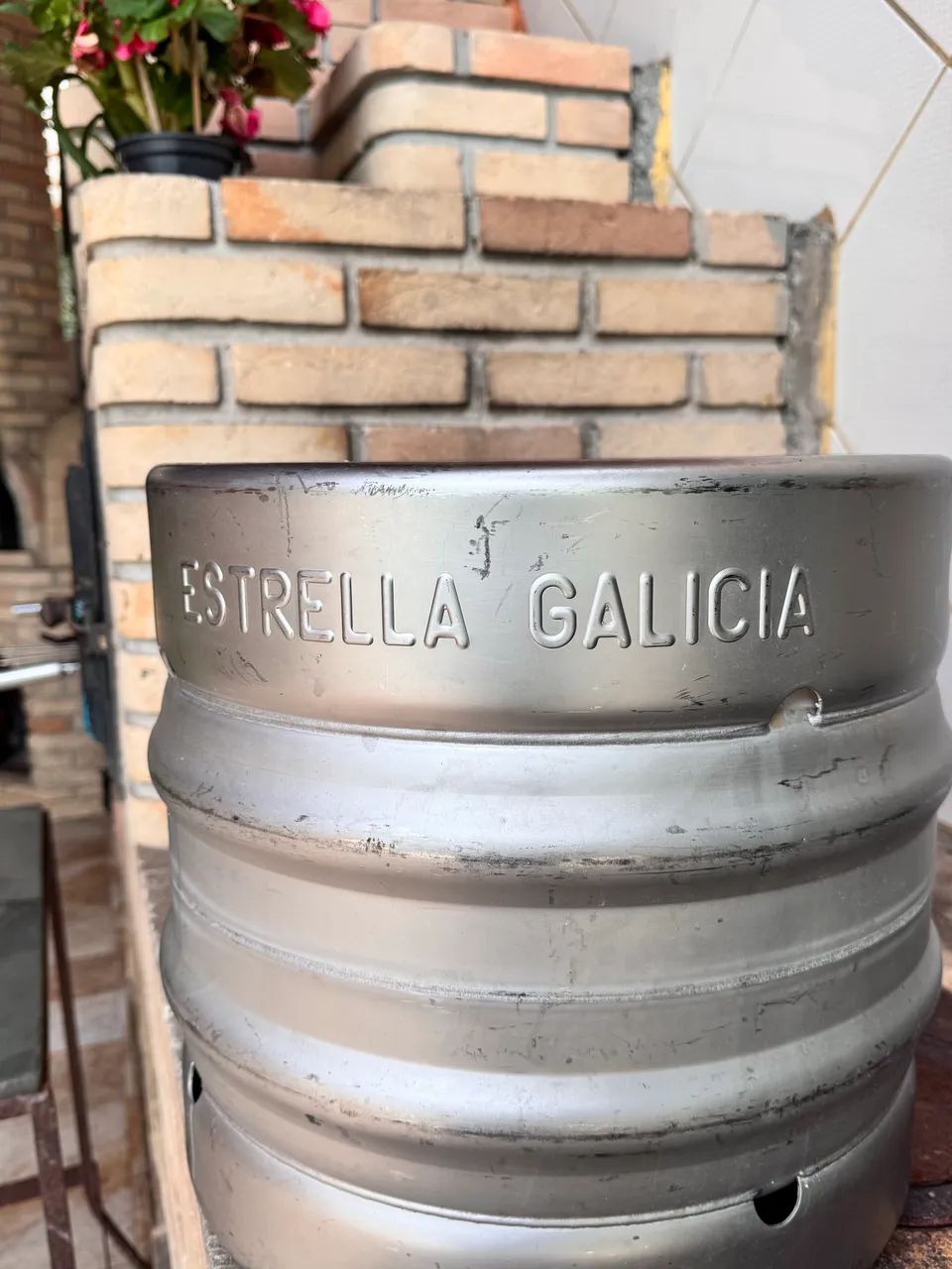 ESTRELLA GALÍCIA - BARRIL DE CHOPP 30 L - Foto 2