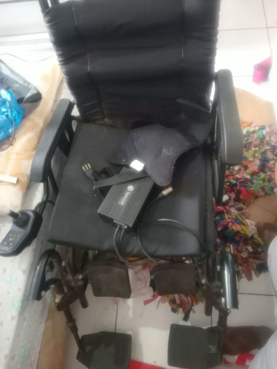 Cadeira de roda elétrica  - Foto 3