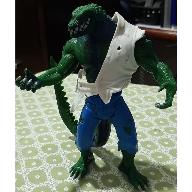 Action Figure Killer Croc 2003 DC Comics S3 Sculpt Jaw Crushing e Bendable Tail da Mattel - Foto 5