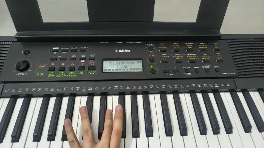 Yamaha PSR-E283 (+BOLSA) - Foto 4