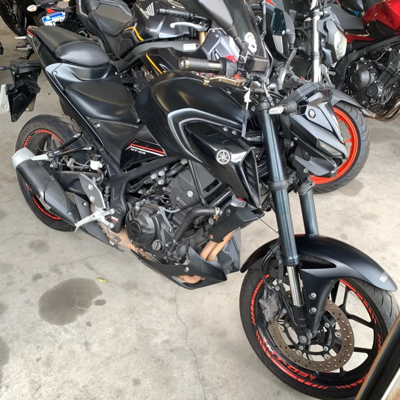 Yamaha MT-03 300 cc  - Foto 4