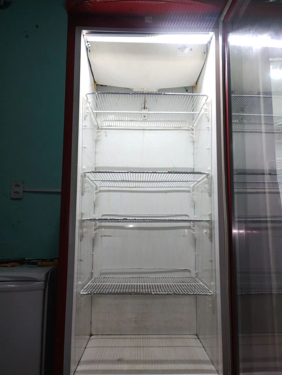 Vendo este expositor metalfrio grande funcionando perfeitamente  - Foto 5