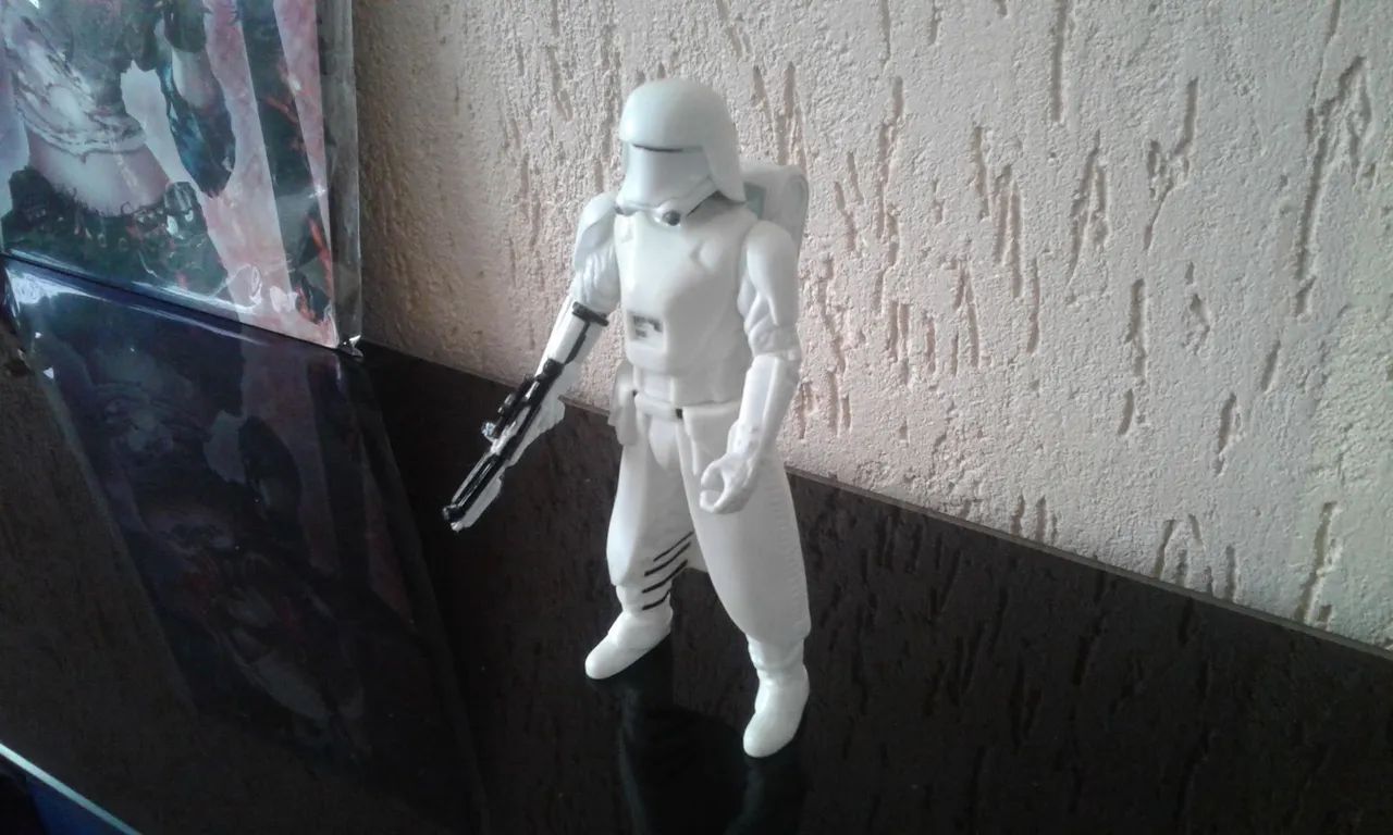 Boneco Star Wars Stormtrooper Miniatura Colecionável Geek  - Foto 3