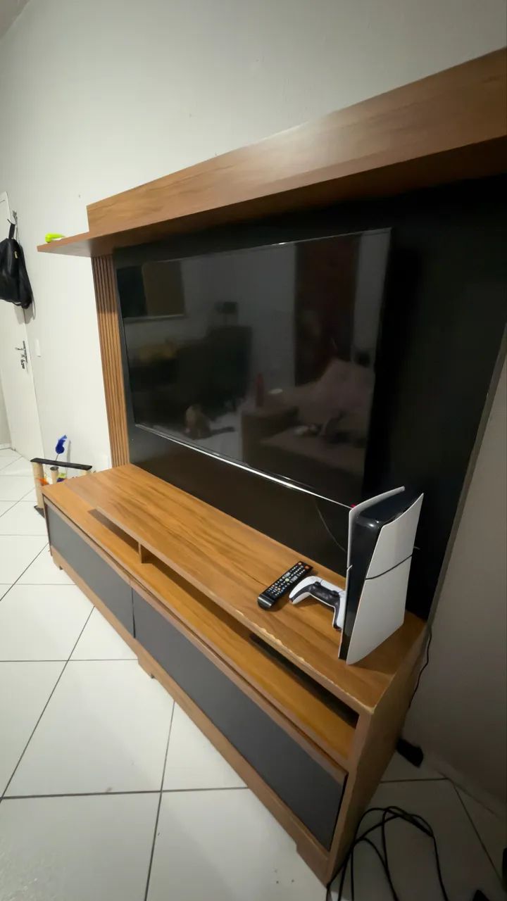 Vende se painel suporta tv de até 65? polegadas 