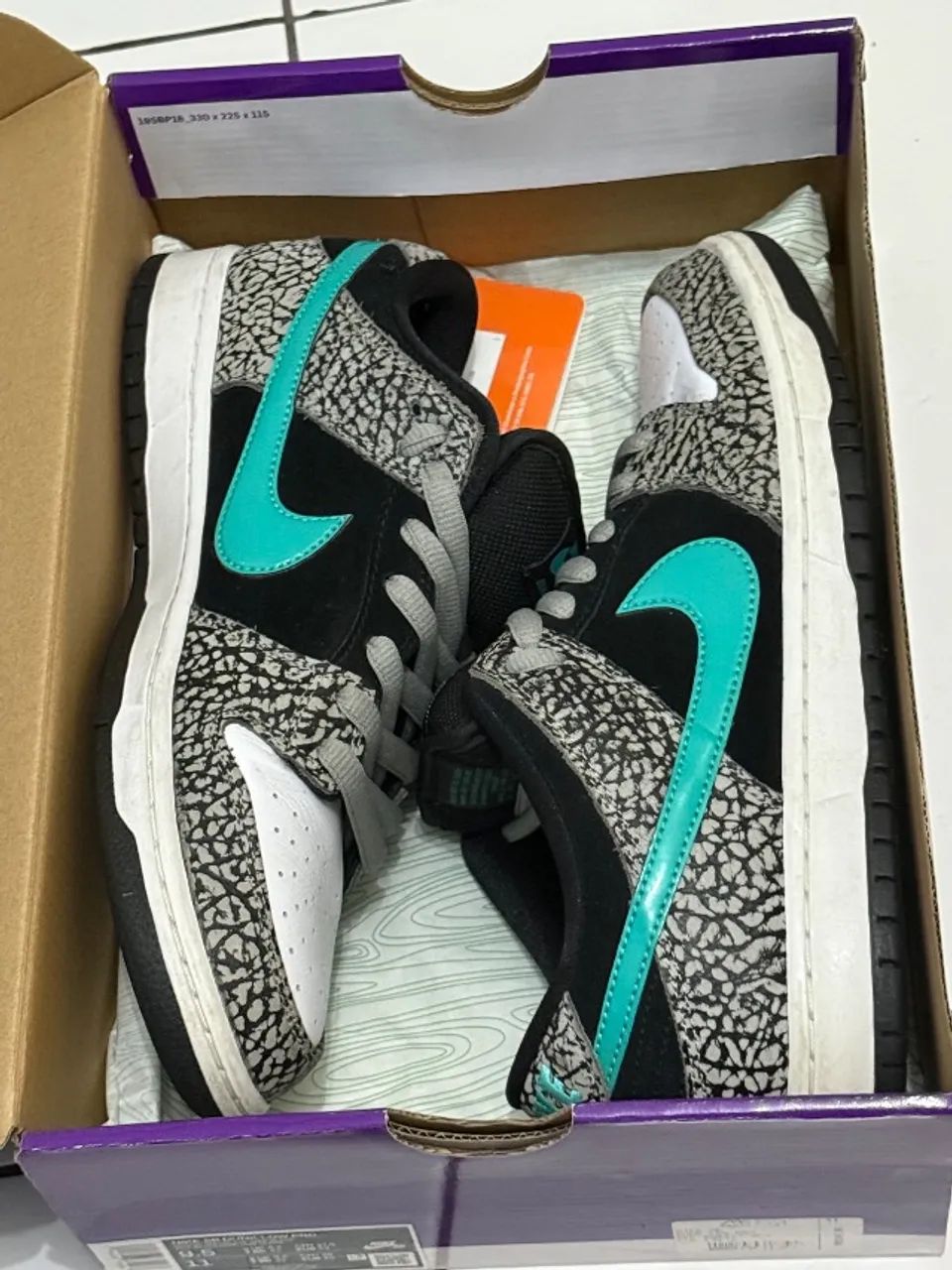Tênis Nike SB Dunk Low Elephant 41 - Foto 2