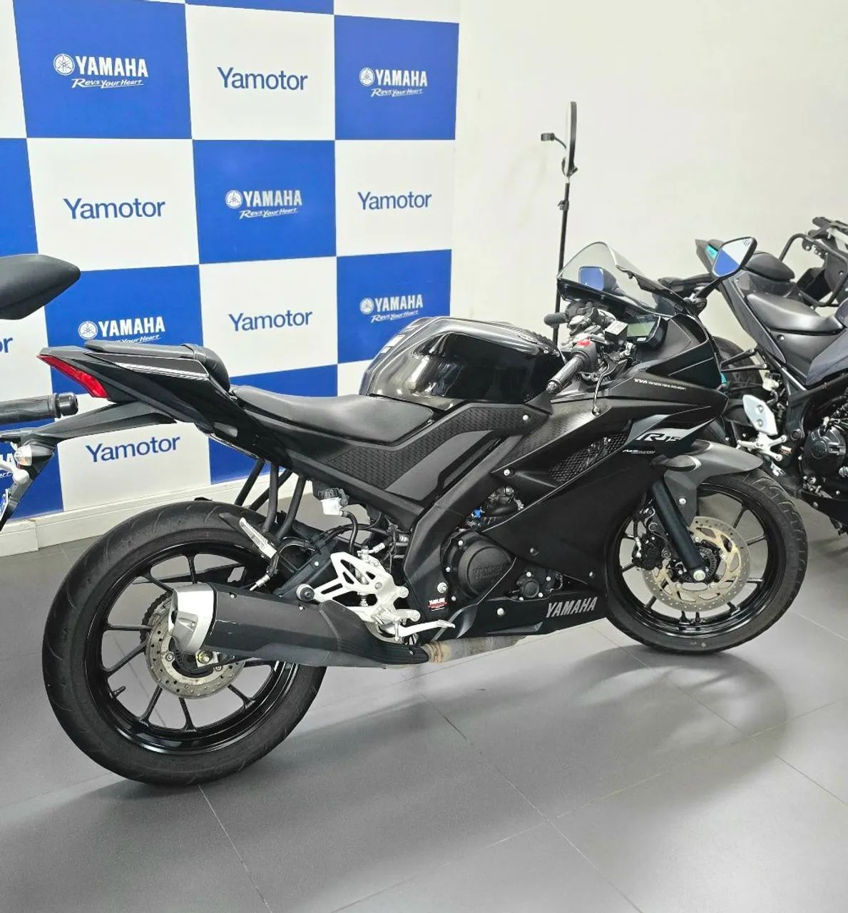 YZF R15 ABS - Foto 3