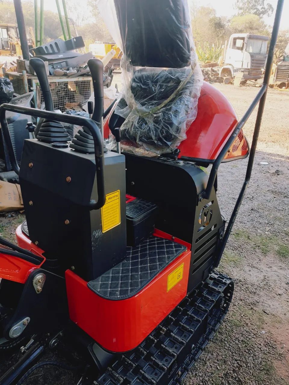 Mini Escavadeira Único Dono Zera - Foto 3