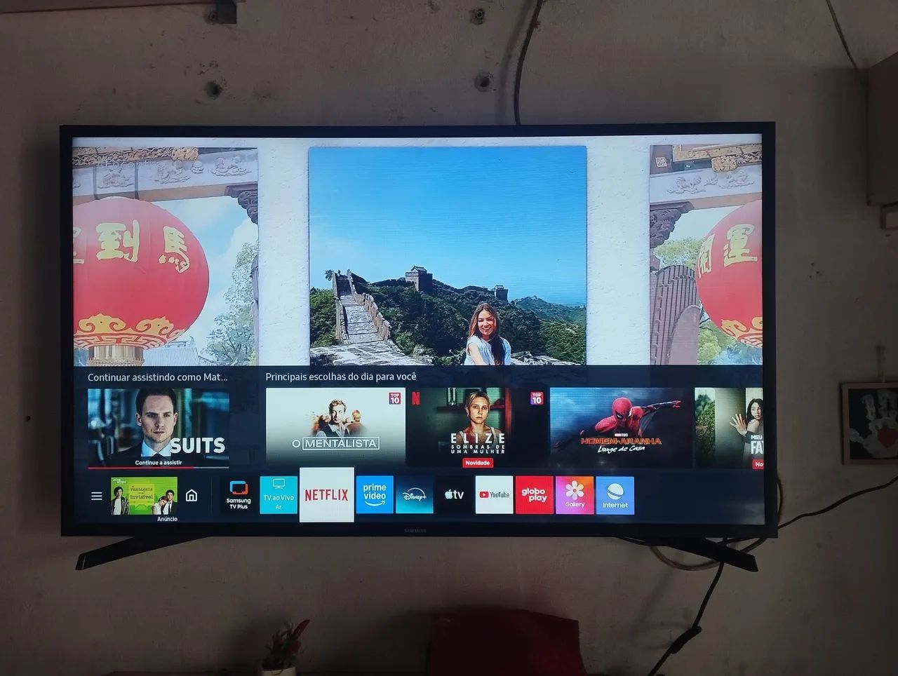 Tv Samsung cristal smart de 43 polegadas completa semi nova  - Foto 2