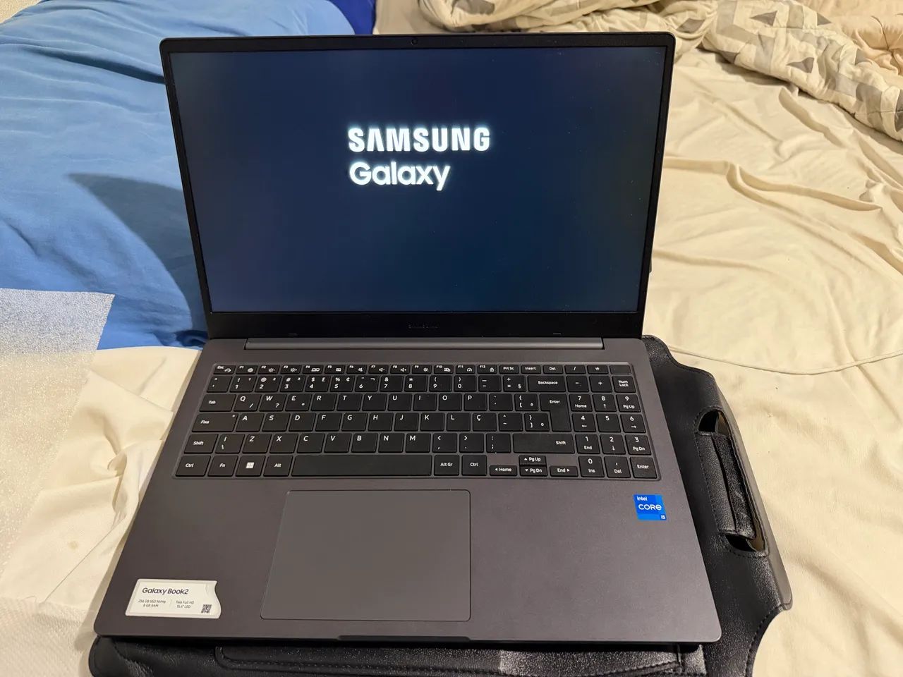 ? SAMSUNG GALAXY BOOK2 