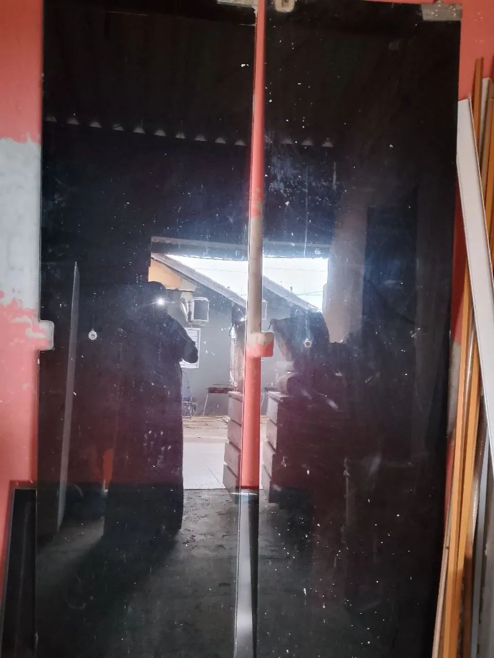 PORTAS MADEIRA COMPLETA D CORRER 500 E D VIDRO 300  - Foto 2