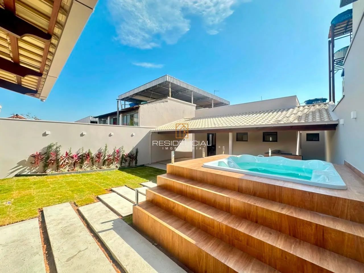 CASA ALTO PADRÃO BAIRRO PLANALTO (100% LINEAR)