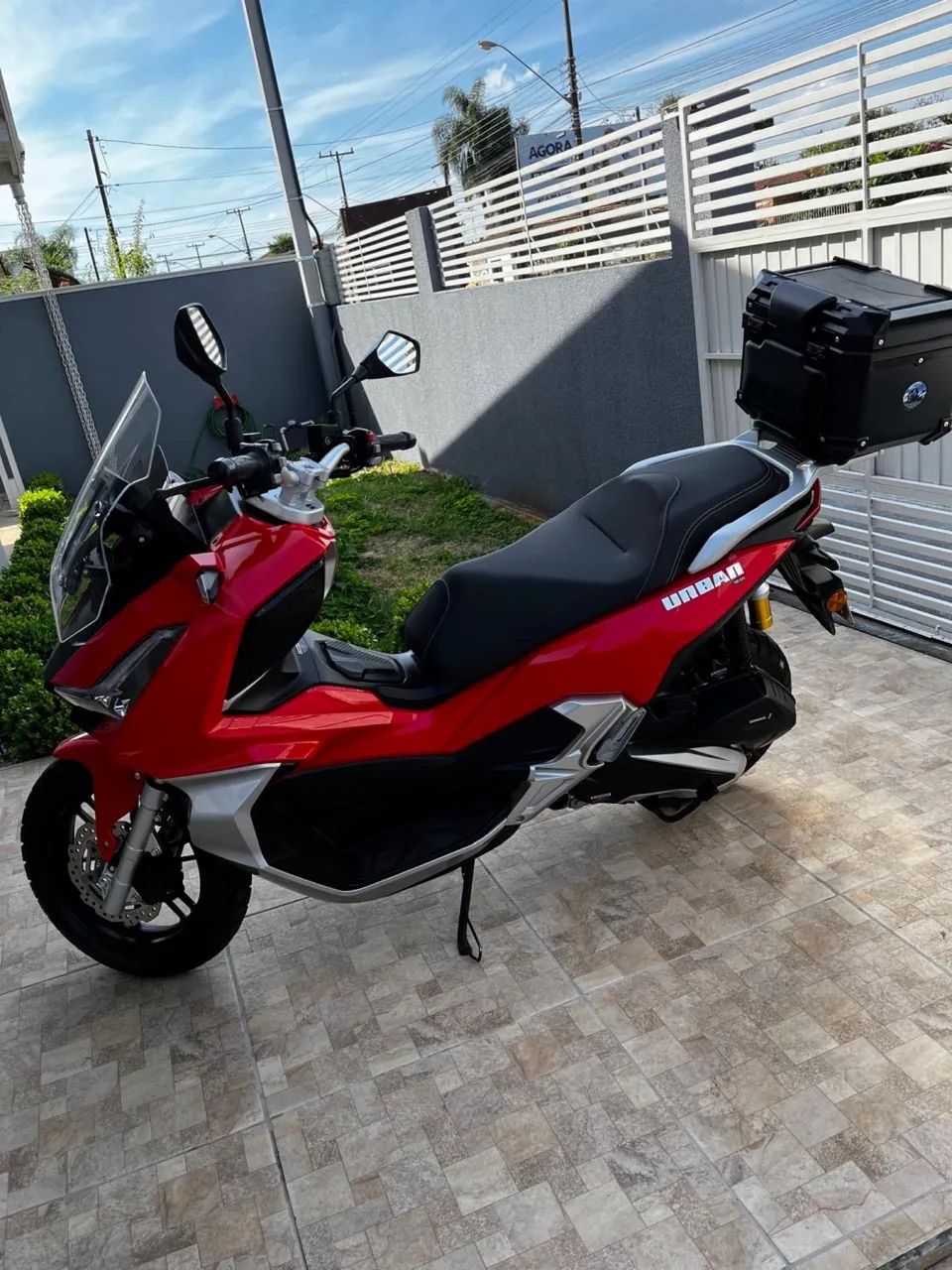 Urban 150 EFI AUTOMÁTICA 