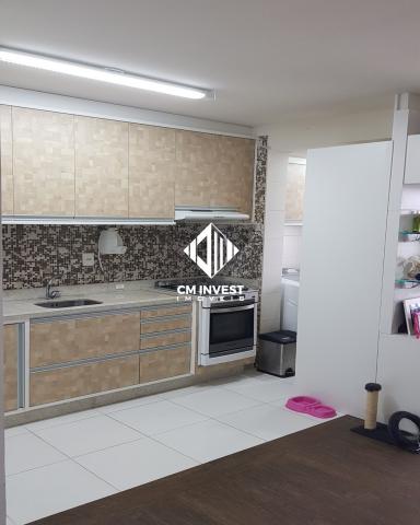 Apto com piscina + 2 vagas + vista mar + mobiliado + excelente localização - Foto 7