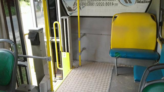 Micro onibus em perfeito estado - Foto 3