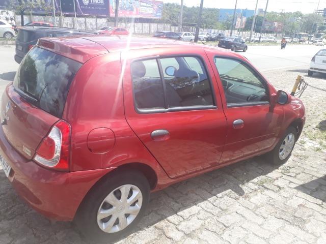 Clio 1.0 - Foto 3