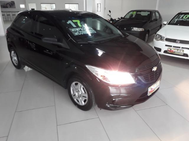 Onix hatch joy 1.0 8V FlexPower 5p Mec -2017- - Foto 9