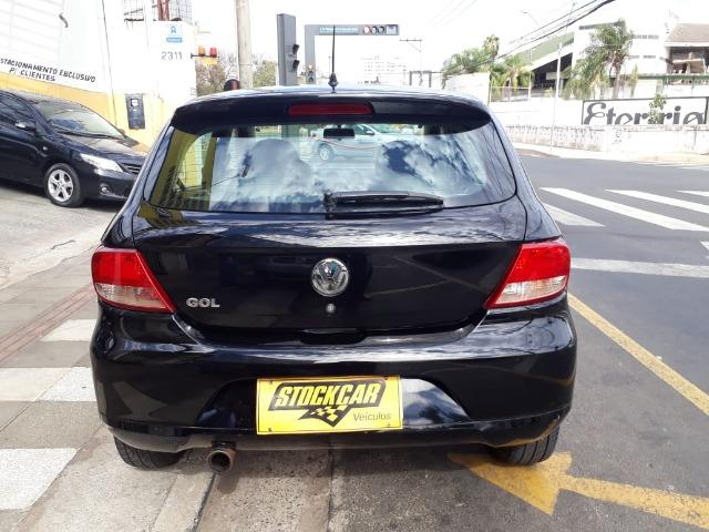 VW - Gol G5 Trend 1.0 Flex 4 portas - Foto 6