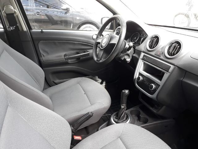 VW - Gol G5 Trend 1.0 Flex 4 portas - Foto 9