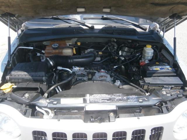 Cherokke sport 3.7 4x4 v6 automática - Foto 13