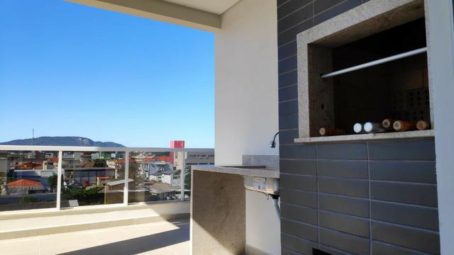 Linda cobertura alto padrão 3dorm 1suite finamente mobiliada 2vagas no centrinho Ingleses - Foto 4