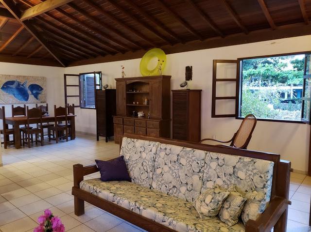 Linda e ampla casa à beira mar - Foto 4