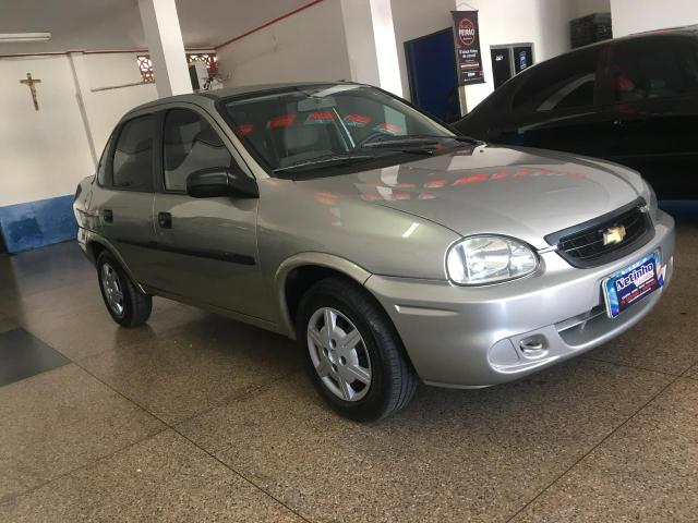 Chevrolet Classic 1.0 2010 completo