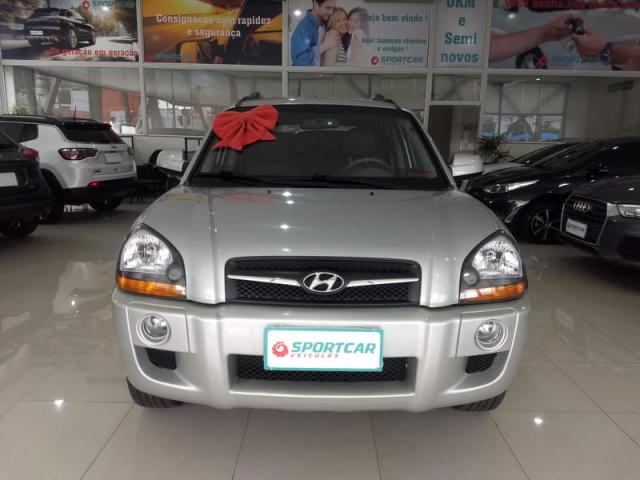 HYUNDAI TUCSON GLS B 2.0 AUT - Foto 2