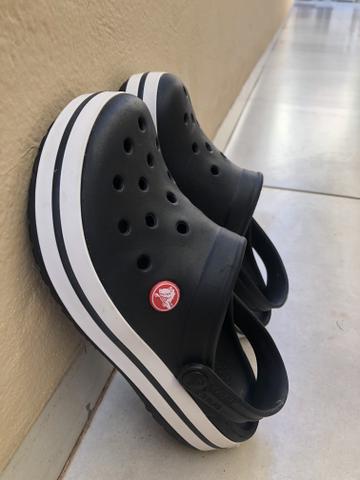 Crocs- 35