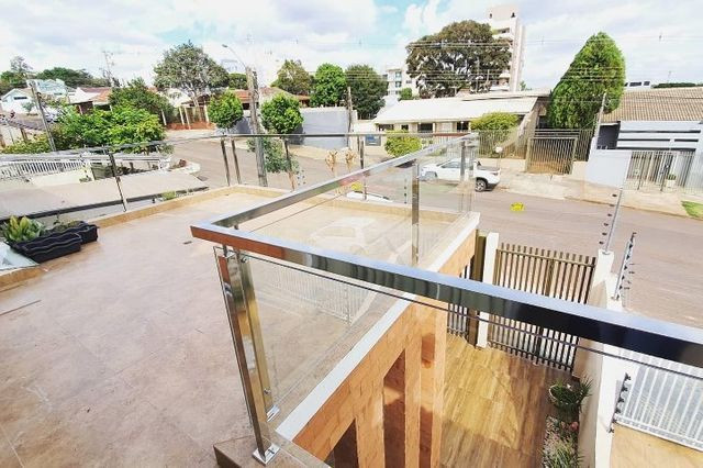 Vende-se sobrado com piscina na NEVA - R$ 600 mil - Foto 4