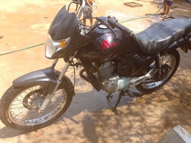 TITAN 150 2010
