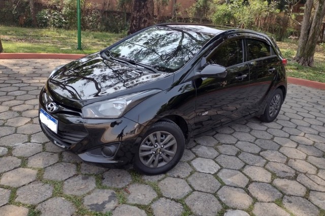 VENDO HB20 CONFORT 2015 COMPLETO 1.0